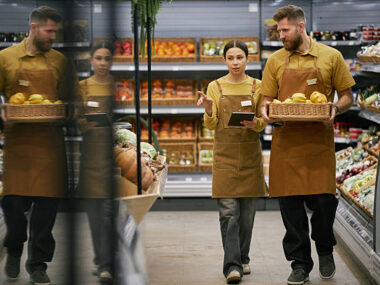 Food Packing Assistants